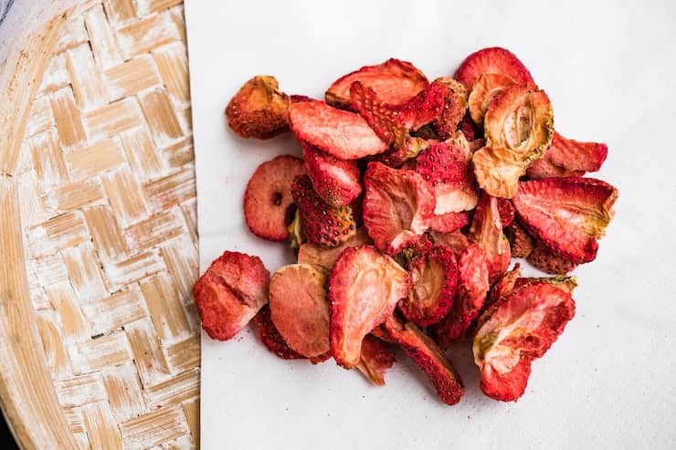 تصویر 2 از قیمت خرید توت فرنگی خشک + فروش ویژه